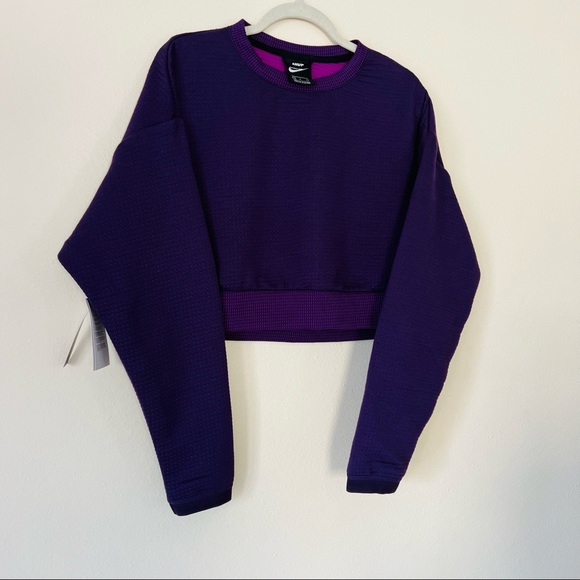 New NIKE SPORTSWEAR CITY READY Purple FLEECE CREW crop top - Picture 5 of 6